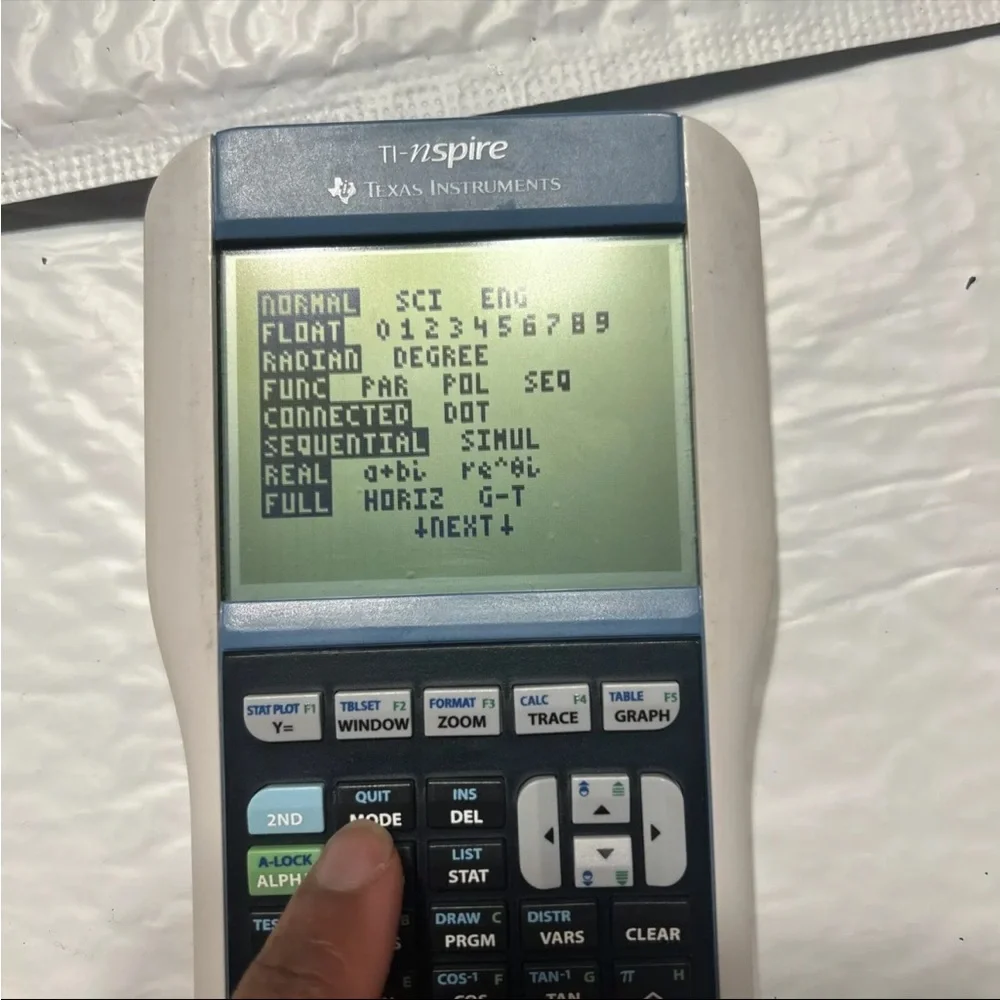 Texas Instrument TI NSPIRE Graphing Calculator W Cover Tested Ti 84 Plus Keypad